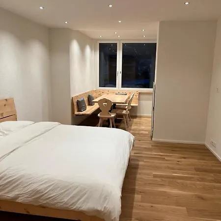 Zum Rota Hus Apartment *